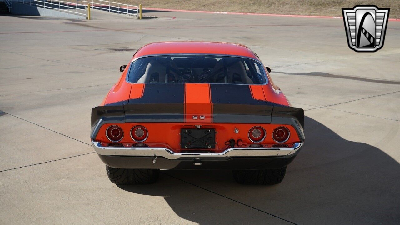 Chevrolet-Camaro-Coupe-1970-Orange-Black-50-4