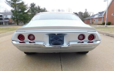 Chevrolet-Camaro-Coupe-1970-Silver-Red-1511-17