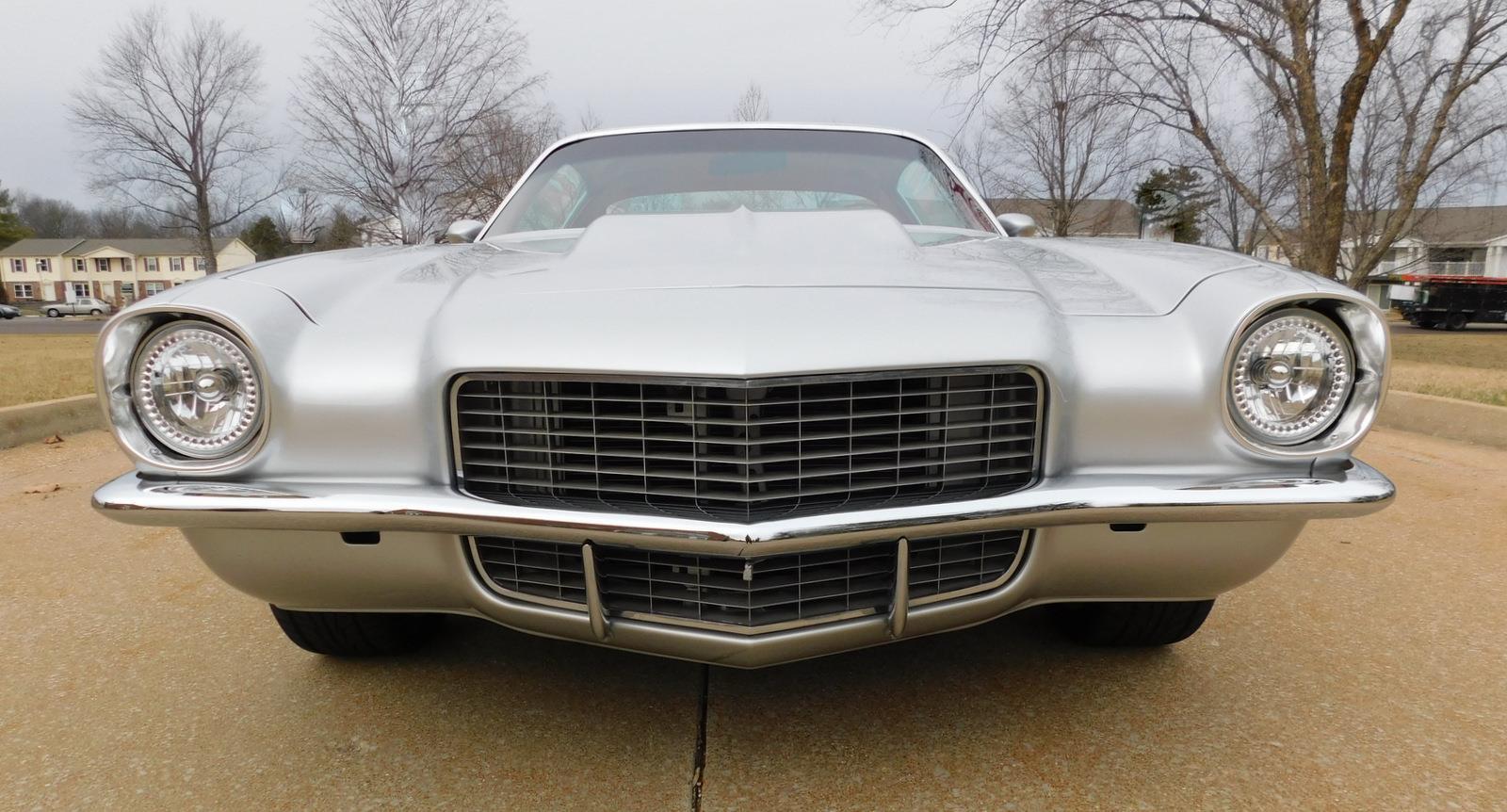 Chevrolet-Camaro-Coupe-1970-Silver-Red-1511-6