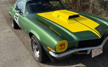 Chevrolet-Camaro-Coupe-1971-Green-Black-0-2