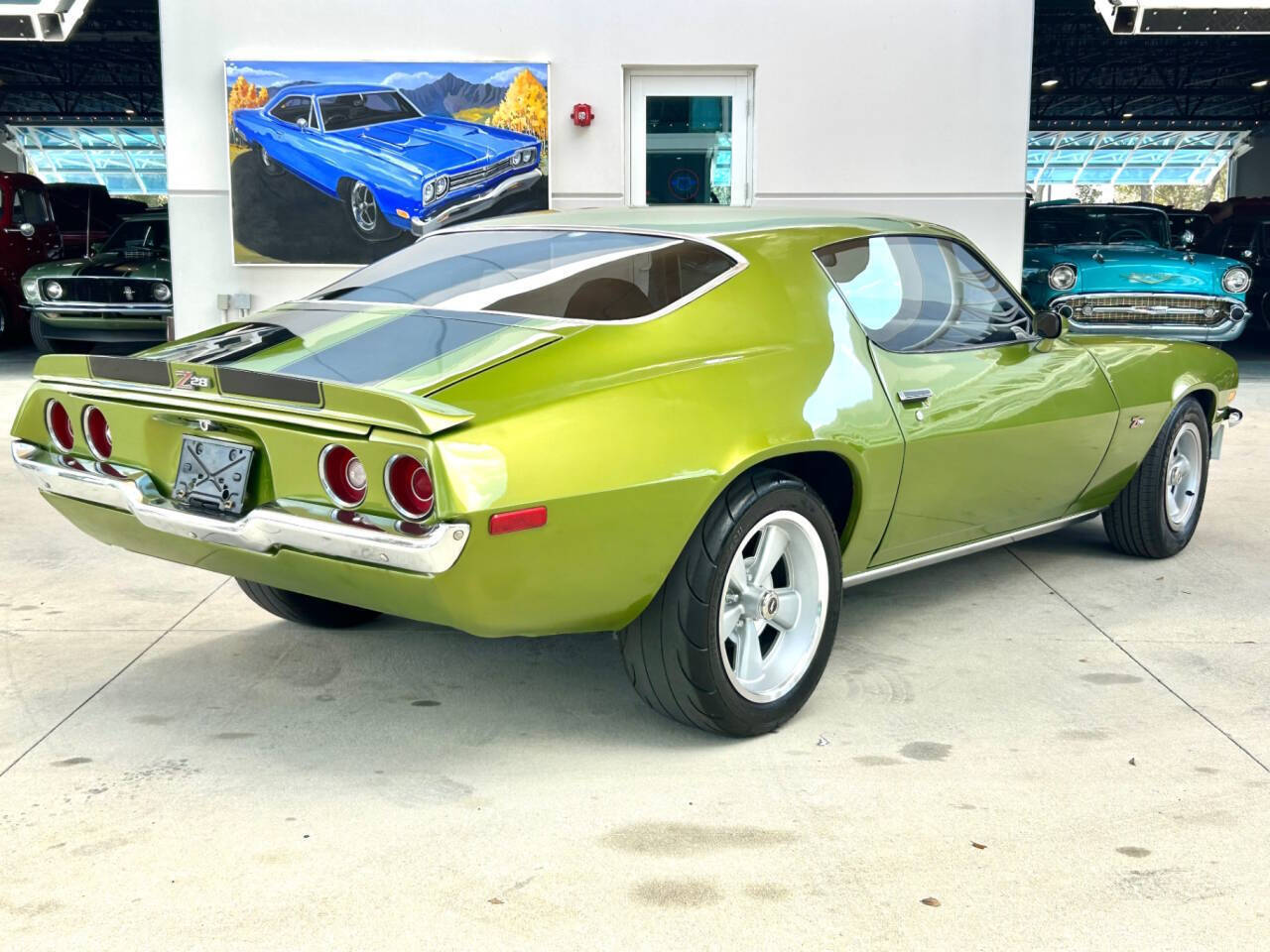 Chevrolet-Camaro-Coupe-1971-Green-Black-122590-4