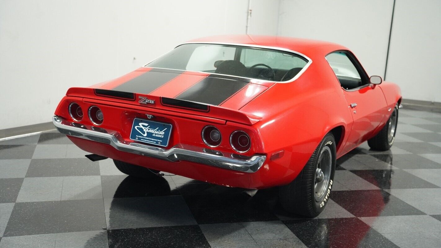 Chevrolet-Camaro-Coupe-1973-Red-Black-8650-10