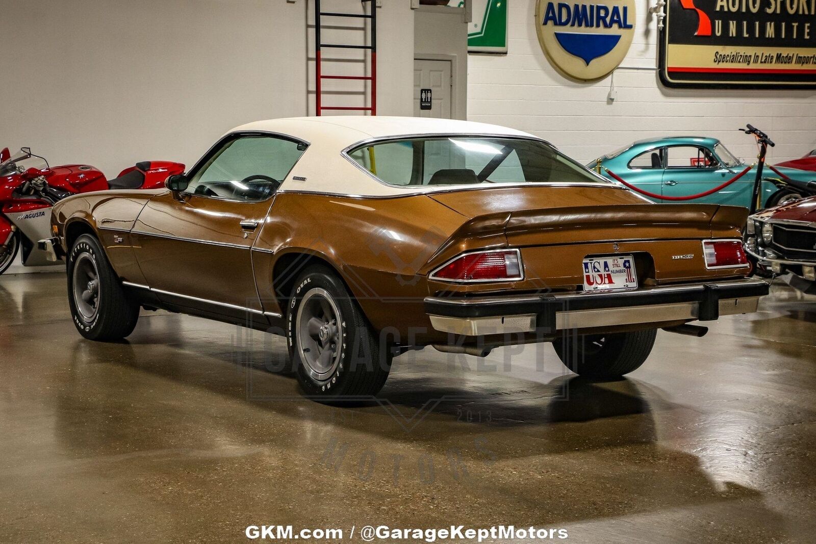 Chevrolet-Camaro-Coupe-1974-Brown-Tan-116354-11