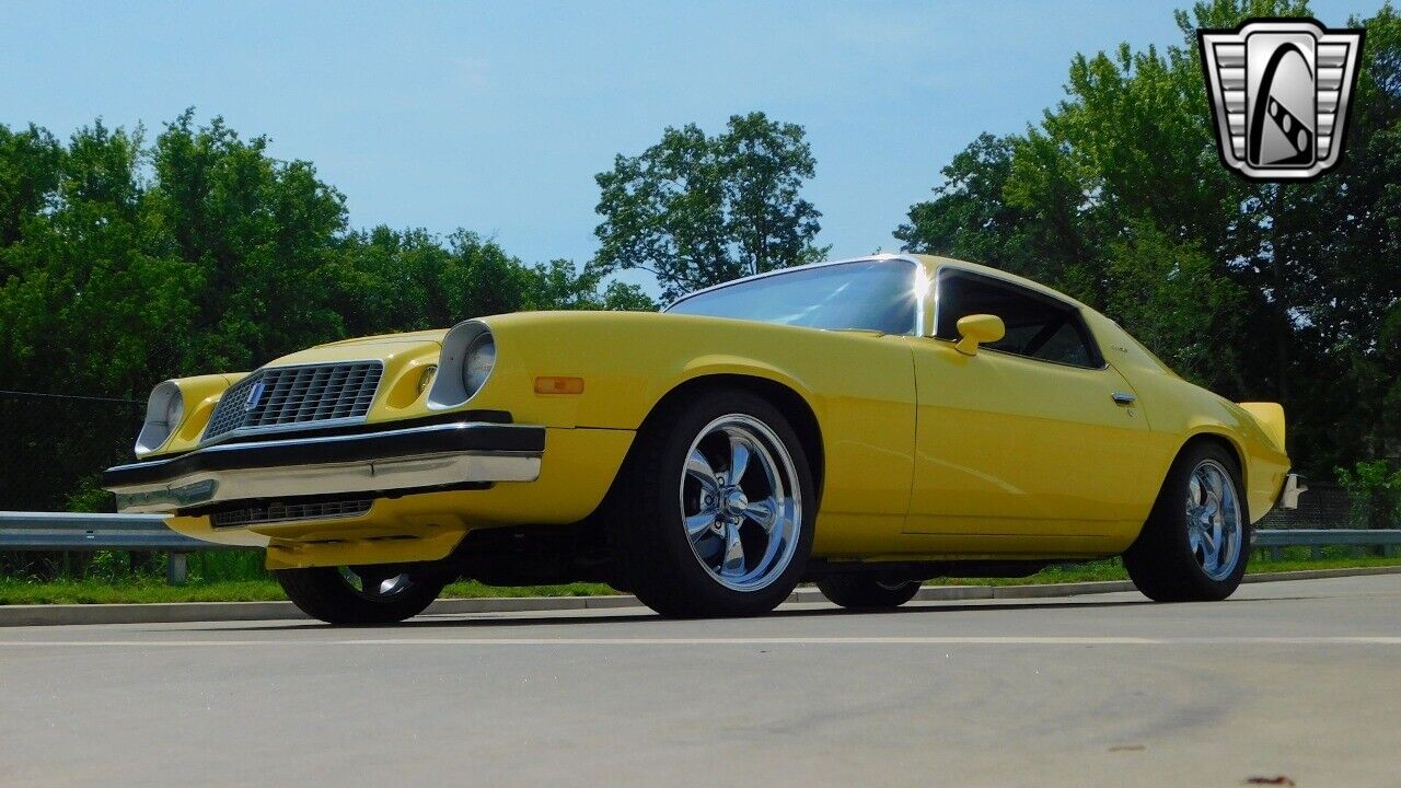 Chevrolet-Camaro-Coupe-1974-Yellow-Bkack-63324-3