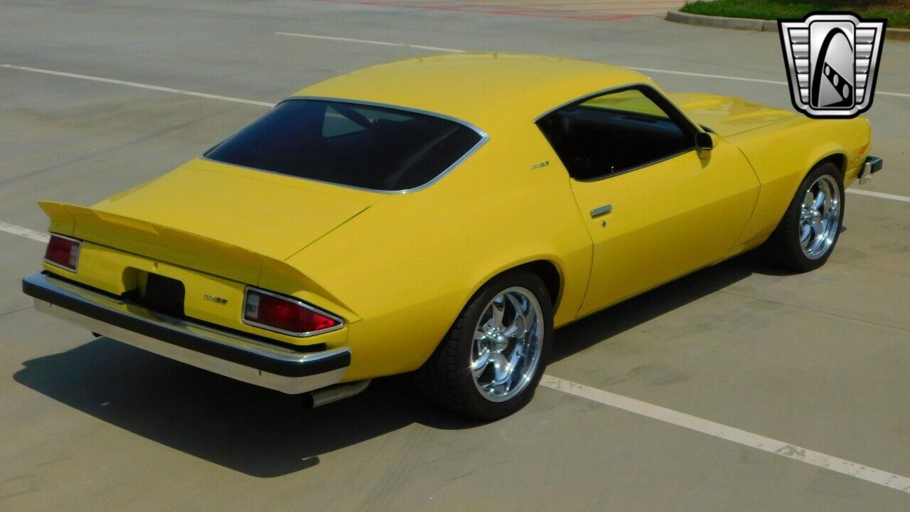 Chevrolet-Camaro-Coupe-1974-Yellow-Bkack-63324-7