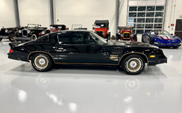 Chevrolet-Camaro-Coupe-1978-Black-Black-103626-5