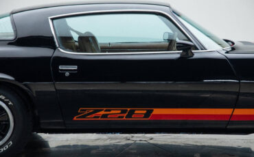 Chevrolet-Camaro-Coupe-1979-Black-Black-154730-11