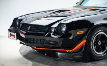 Chevrolet-Camaro-Coupe-1979-Black-Black-154730-7