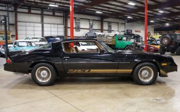 Chevrolet-Camaro-Coupe-1979-Black-Tan-21208-8