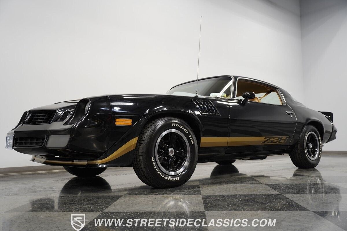 Chevrolet-Camaro-Coupe-1979-Black-Tan-4237-18