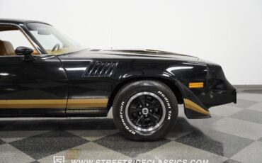 Chevrolet-Camaro-Coupe-1979-Black-Tan-4237-27