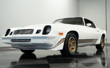 Chevrolet-Camaro-Coupe-1979-White-Tan-134964-19