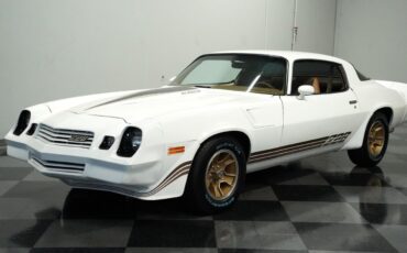 Chevrolet-Camaro-Coupe-1979-White-Tan-134964-6