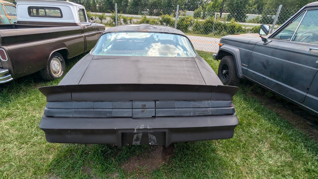 Chevrolet-Camaro-Coupe-1980-Black-Burgundy-99999-4