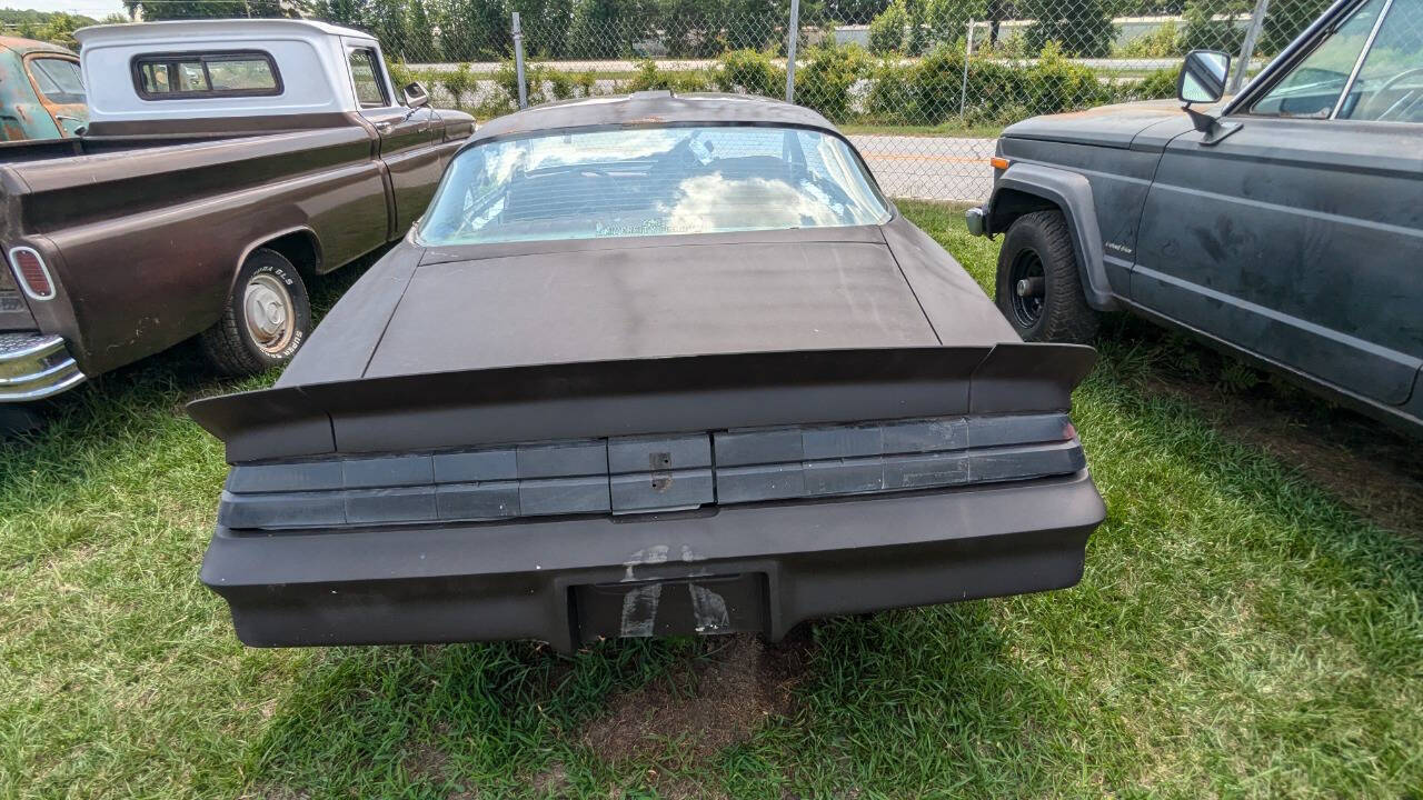 Chevrolet-Camaro-Coupe-1980-Black-Burgundy-99999-5