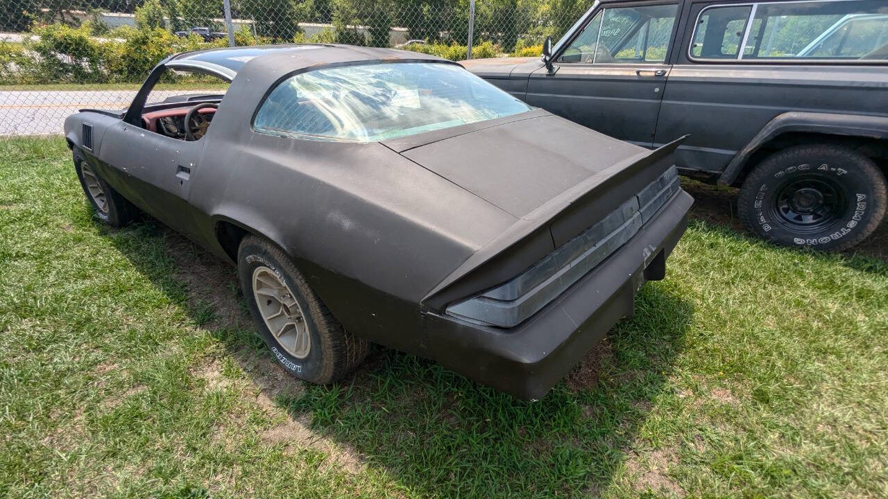 Chevrolet-Camaro-Coupe-1980-Black-Burgundy-99999-6