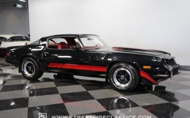 Chevrolet-Camaro-Coupe-1980-Black-Carmine-48971-15