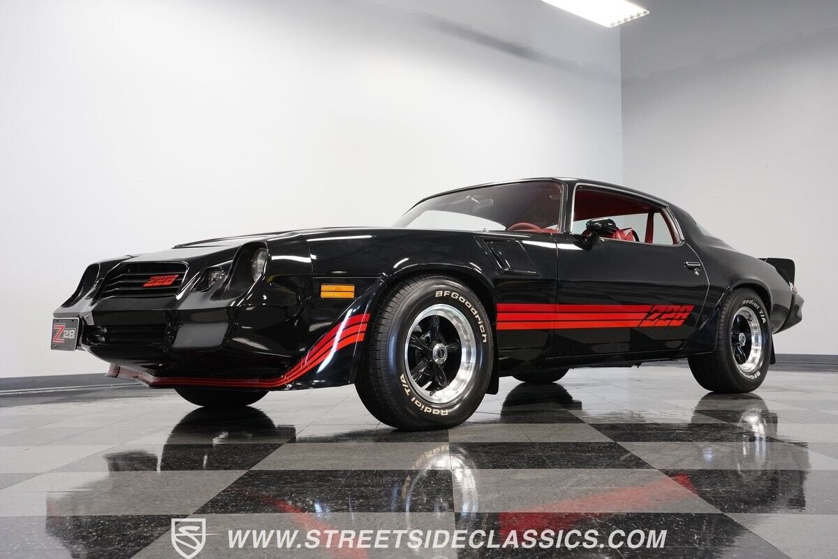 Chevrolet-Camaro-Coupe-1980-Black-Carmine-48971-21