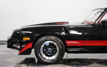 Chevrolet-Camaro-Coupe-1980-Black-Carmine-48971-23