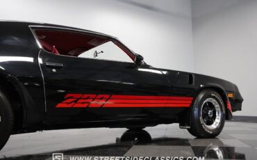 Chevrolet-Camaro-Coupe-1980-Black-Carmine-48971-28