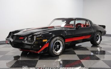 Chevrolet-Camaro-Coupe-1980-Black-Carmine-48971-5