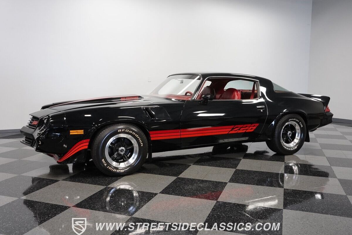 Chevrolet-Camaro-Coupe-1980-Black-Carmine-48971-6