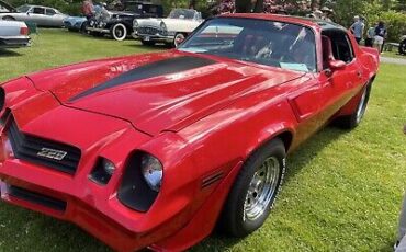 Chevrolet-Camaro-Coupe-1980-Red-1609-2