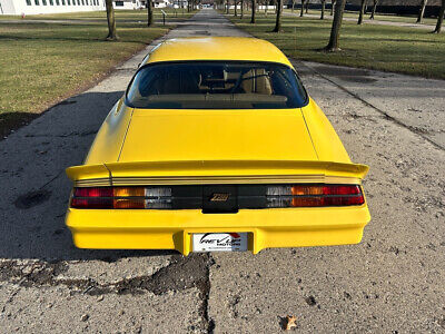 Chevrolet-Camaro-Coupe-1980-Yellow-Tan-59547-14