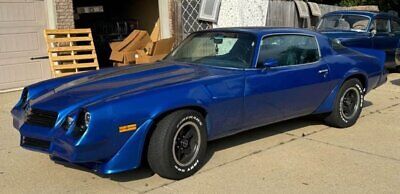 Chevrolet-Camaro-Coupe-1981-Blue-Black-64374-5