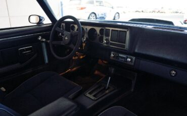 Chevrolet-Camaro-Coupe-1981-Blue-Blue-21222-16