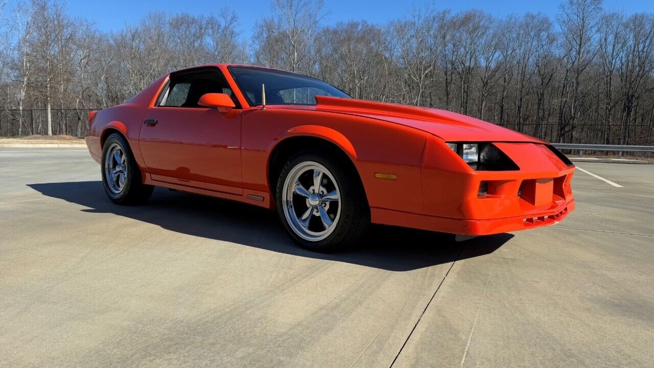 Chevrolet-Camaro-Coupe-1984-Orange-Black-112883-6