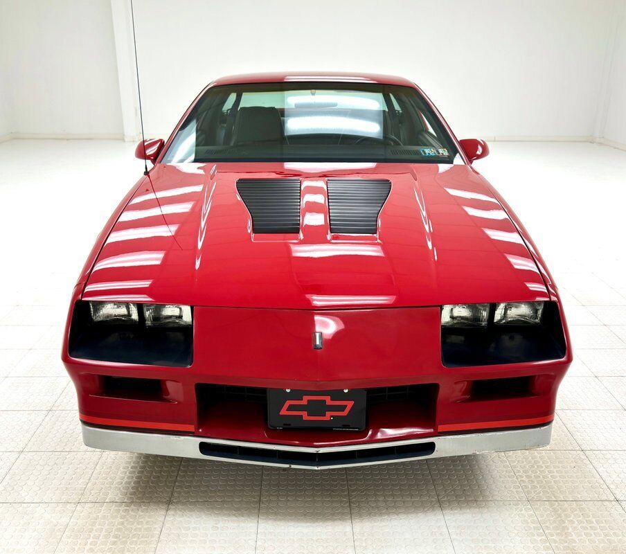 Chevrolet-Camaro-Coupe-1984-Red-Black-157756-7