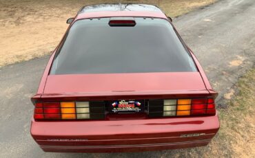 Chevrolet-Camaro-Coupe-1986-Maroon-Gray-0-4