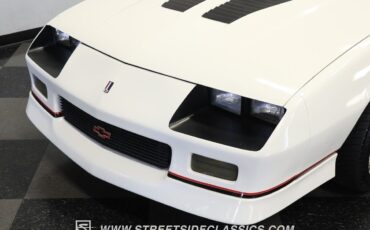 Chevrolet-Camaro-Coupe-1986-White-Red-25822-19