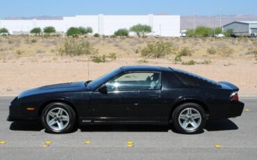 Chevrolet-Camaro-Coupe-1987-Black-Gray-7105-5