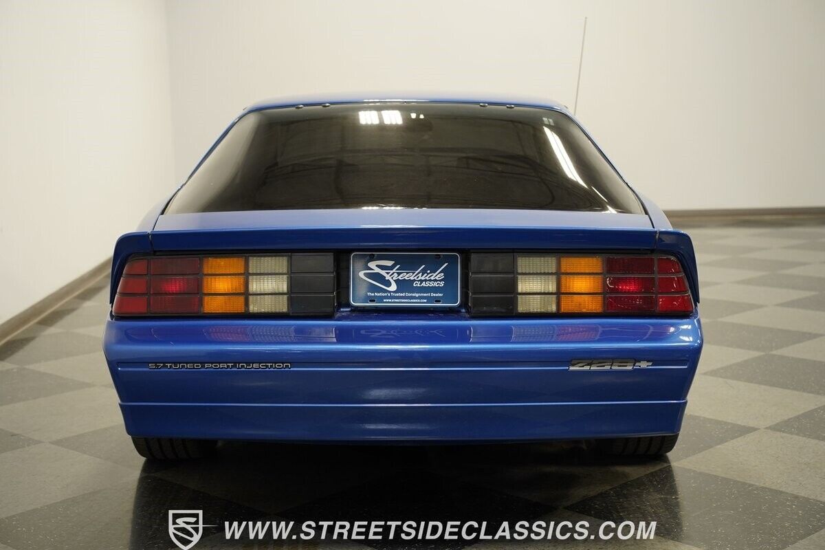 Chevrolet-Camaro-Coupe-1987-Blue-Gray-134108-9