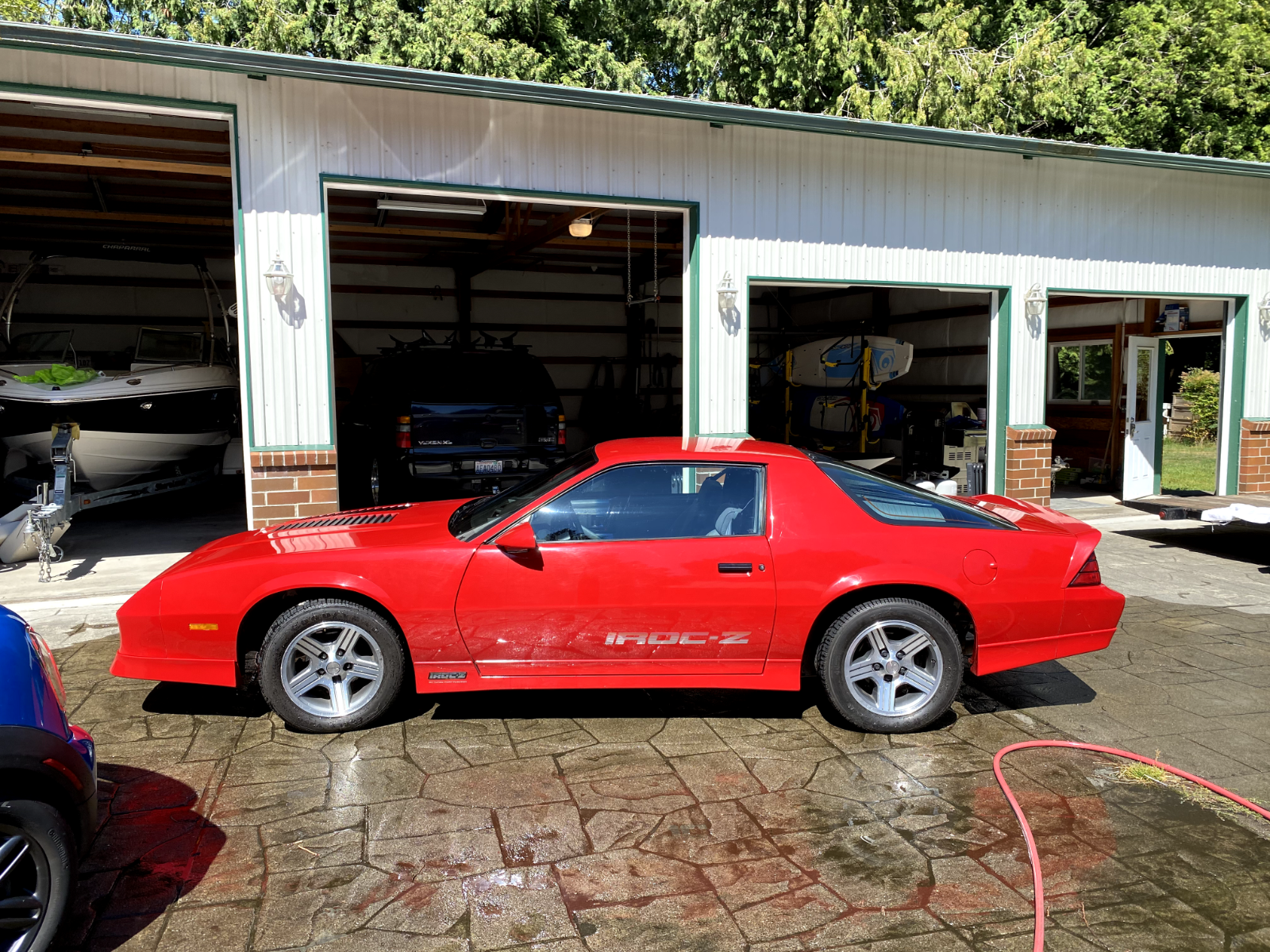 Chevrolet-Camaro-Coupe-1988-Red-Gray-44766-1