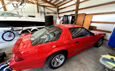 Chevrolet-Camaro-Coupe-1988-Red-Gray-44766-11