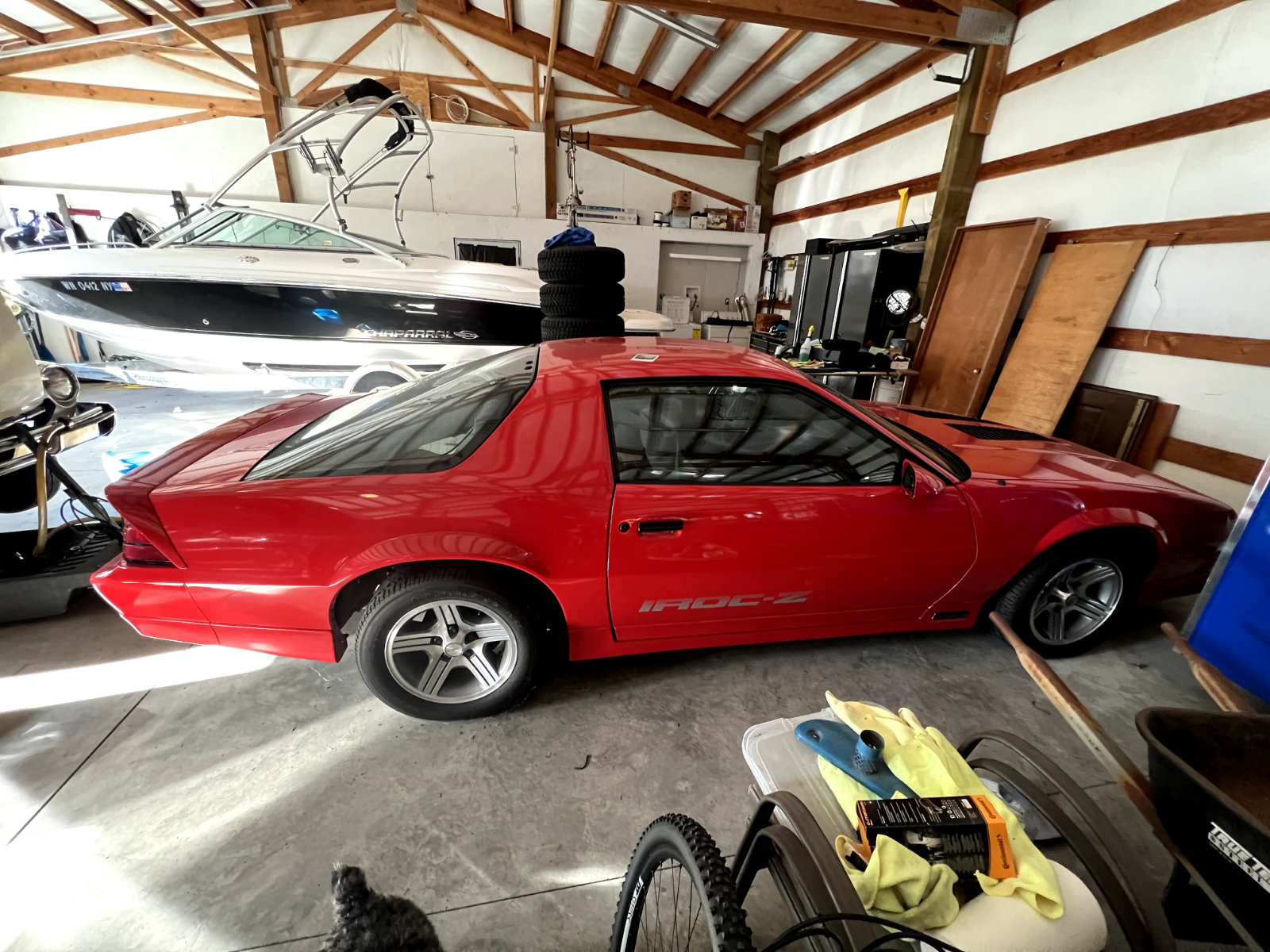 Chevrolet-Camaro-Coupe-1988-Red-Gray-44766-2