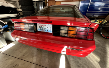 Chevrolet-Camaro-Coupe-1988-Red-Gray-44766-8