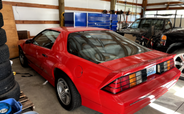 Chevrolet-Camaro-Coupe-1988-Red-Gray-44766-9