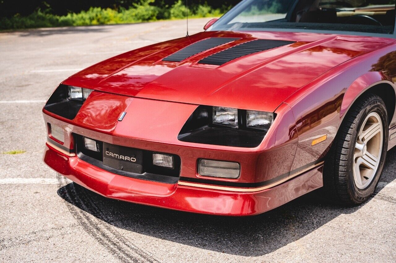 Chevrolet-Camaro-Coupe-1988-Red-Tan-54340-10