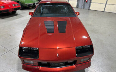 Chevrolet-Camaro-Coupe-1989-Red-Gray-27135-12