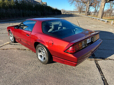 Chevrolet-Camaro-Coupe-1989-Red-Gray-27135-4