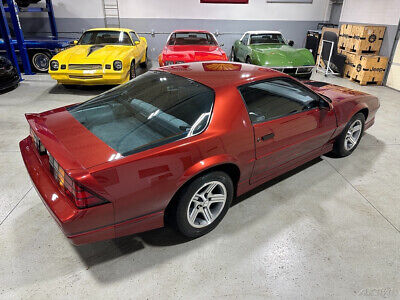 Chevrolet-Camaro-Coupe-1989-Red-Gray-27135-7