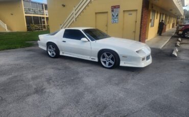 Chevrolet-Camaro-Coupe-1991-White-Gray-70811-7