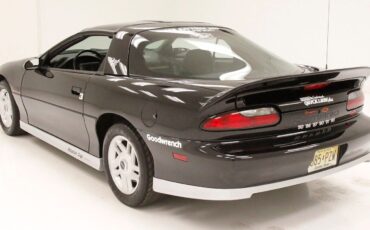 Chevrolet-Camaro-Coupe-1994-Black-Graphite-9598-2