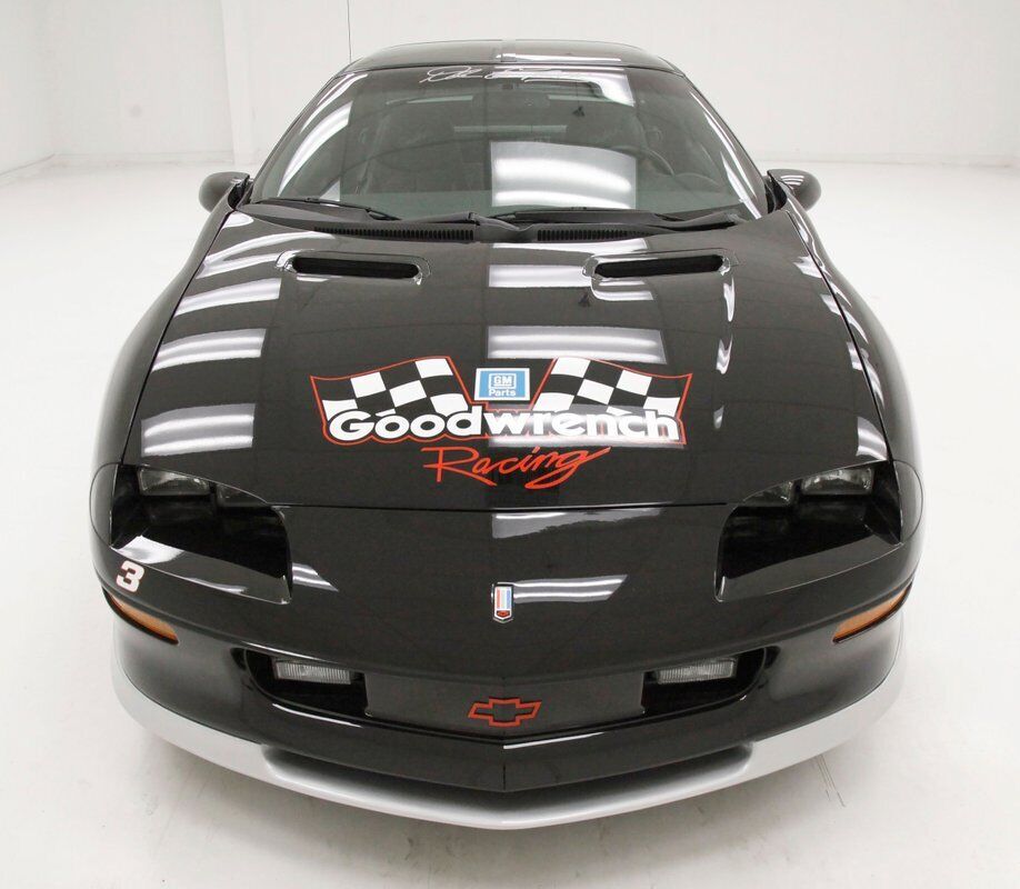 Chevrolet-Camaro-Coupe-1994-Black-Graphite-9598-7