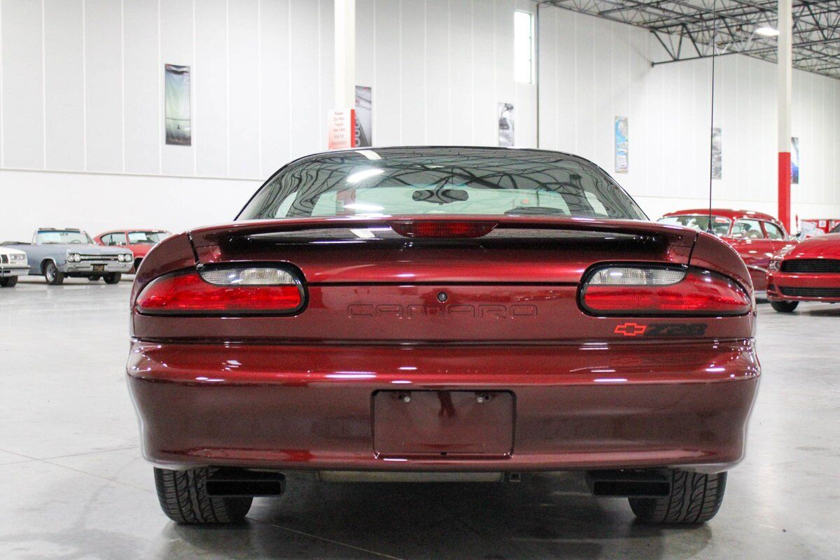 Chevrolet-Camaro-Coupe-1994-Red-Graphite-51596-3