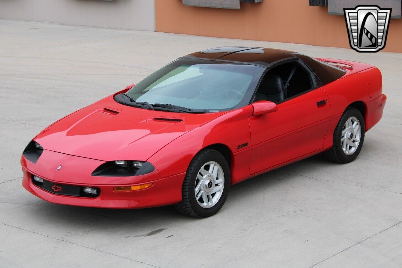 Chevrolet-Camaro-Coupe-1995-Red-Black-121039-8